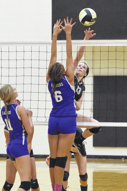 Clinton drops Midway in volleyball match | Sampson Independent