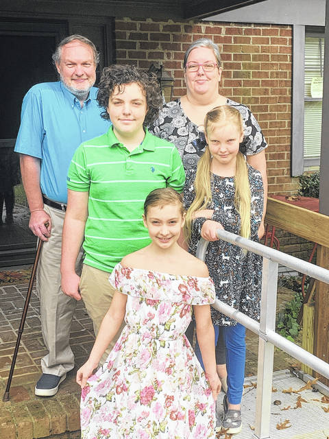 
			
				                                The Allison family includes father Jerry, son Connor, mother Laverne, daughter Carissa, and daughter Carrigan.
 
			
		