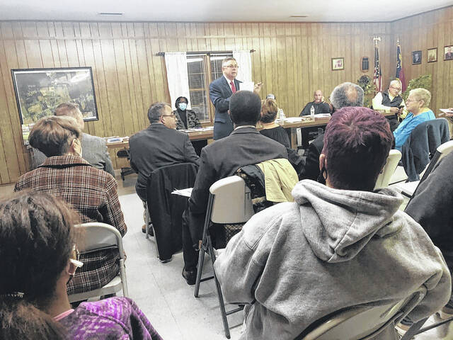 
			
				                                Turkey Mayor Max Pope addresses those in attendance at a recent Town of Turkey meeting, which saw a packed house.
 
			
		