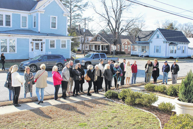 
			
				                                This was the sight outside the Historic Herring House as people waited around anxiously for the open house event to start.
                                 Michael B. Hardison | Sampson Independent

			
		