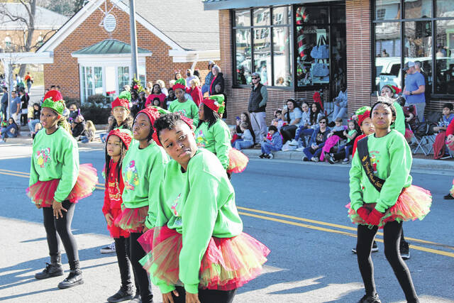 Christmas parade comes to Clinton | Sampson Independent